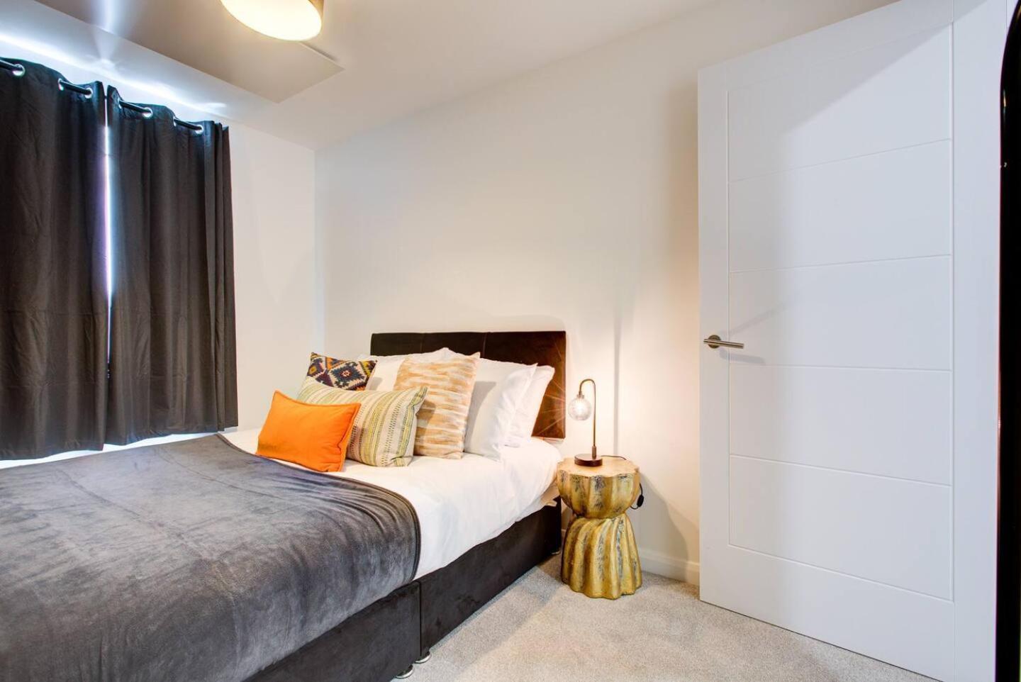 2Bed 2Bath In - Next To Station For 6 Free Parking Apartment แอชฟอร์ด ภายนอก รูปภาพ