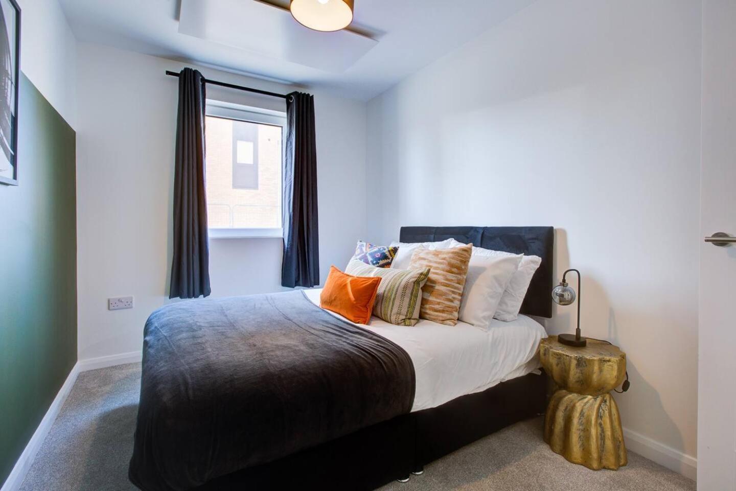 2Bed 2Bath In - Next To Station For 6 Free Parking Apartment แอชฟอร์ด ภายนอก รูปภาพ