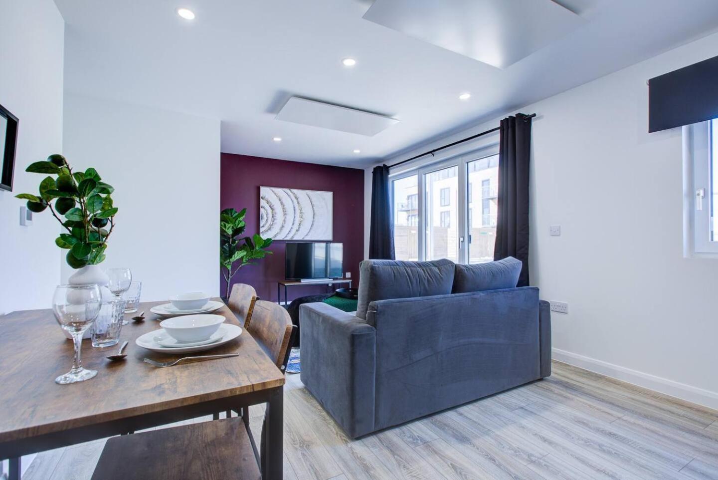 2Bed 2Bath In - Next To Station For 6 Free Parking Apartment แอชฟอร์ด ภายนอก รูปภาพ